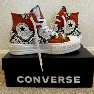 Women Size 8 Converse High Top Platforms